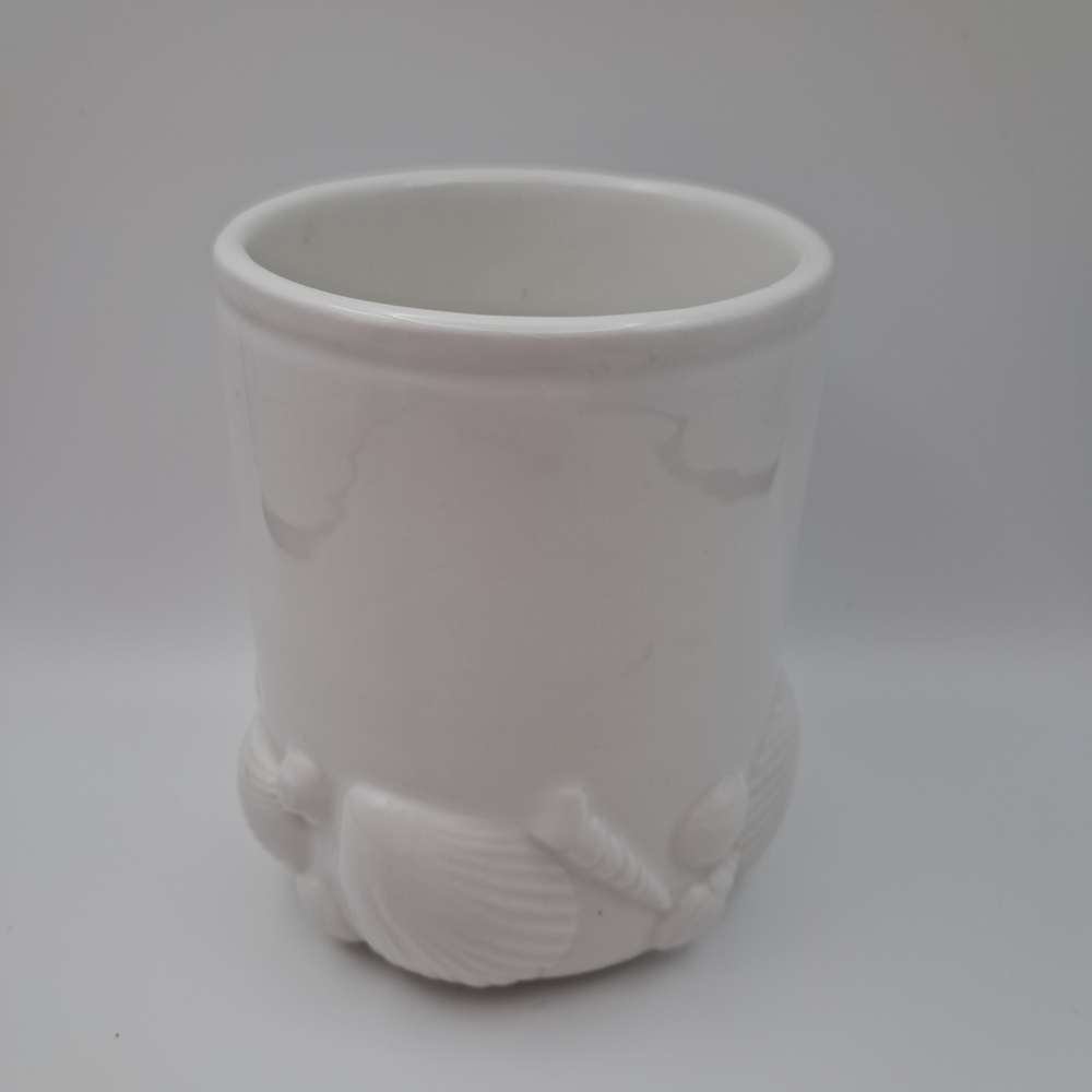 Ancora Italy White Ceramic Shell Toothbrush Holder Tumbler Coastal Beach Decor